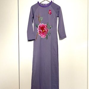 Áo dài. Vietnamese traditional dress. NEW.